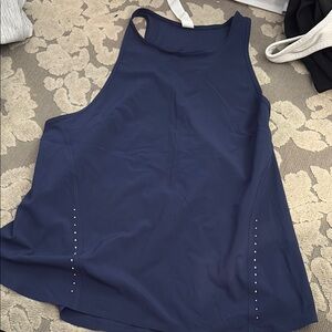 Lululemon Lightweight Stretch Run Tank size 6 NWT
